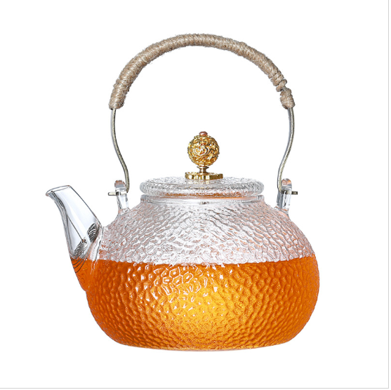 Зошто повеќето саксии со рачки се со мал капацитет?