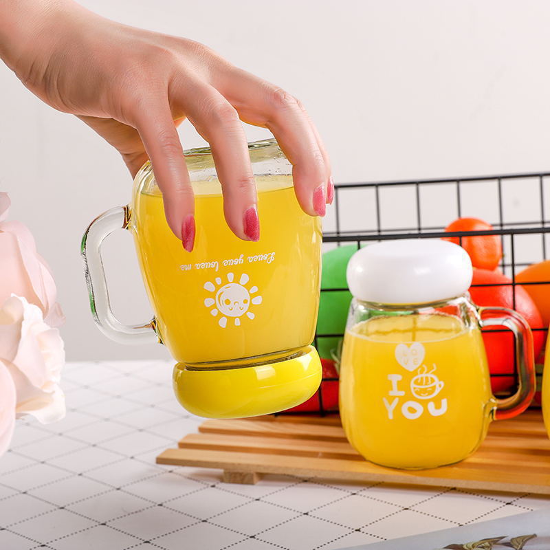 Αν ήμασταν όλοι ίδιοι! Υπάρχει ένα διασκεδαστικό παιδικό βιβλίο με ομοιοκαταληξία και πολύχρωμο εικονογραφημένο σκληρό εξώφυλλο που εστιάζει την προσοχή σε δύσκολα θέματα που μπορούν να αγγίξουν τα παιδιά.